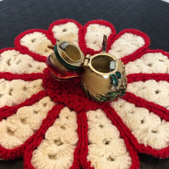 VTG Monet Enameled Hinged Snowman Trinket Box with Rhinestones Hanging Heart - Picture 5 of 11